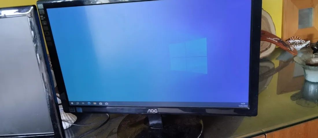 Monitor AOC Led 18.5 Widescreen E943fwsk Usado