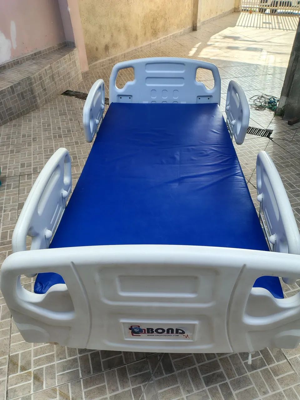 Cama hospitalar manual c/elevação total entrego  - Foto 5