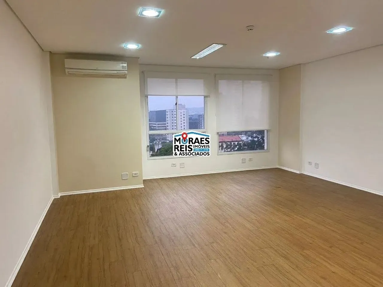Studio em Pinheiros Venda ou para Alugar ao lado da estação Faria Lima