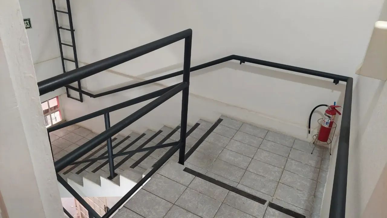 Prédio Comercial Com 4 Salas, 5 Vagas em Ponto Nobre da Avenida Dr. Adhemar de Barros - Foto 7