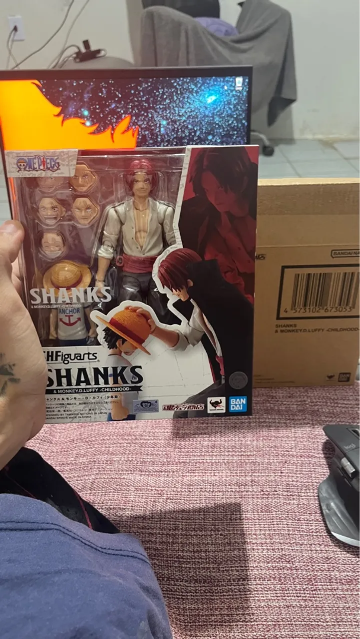 Action Figure Shanks & Monkey D. Luffy - Childhood