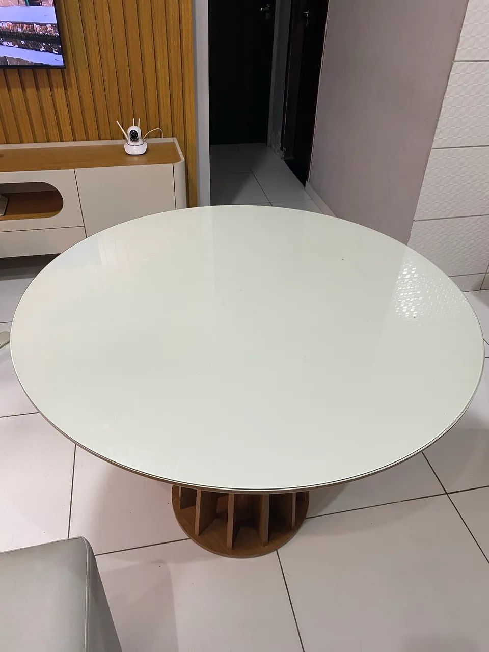 MDF TABLE WITH GLASS TOP64294100267906123