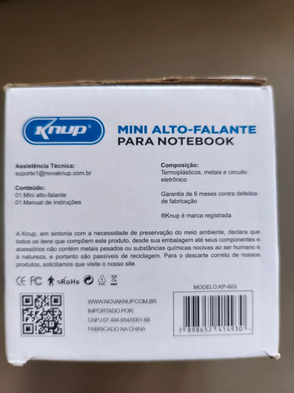Mini caixa de som para notebook cor preta - Foto 3