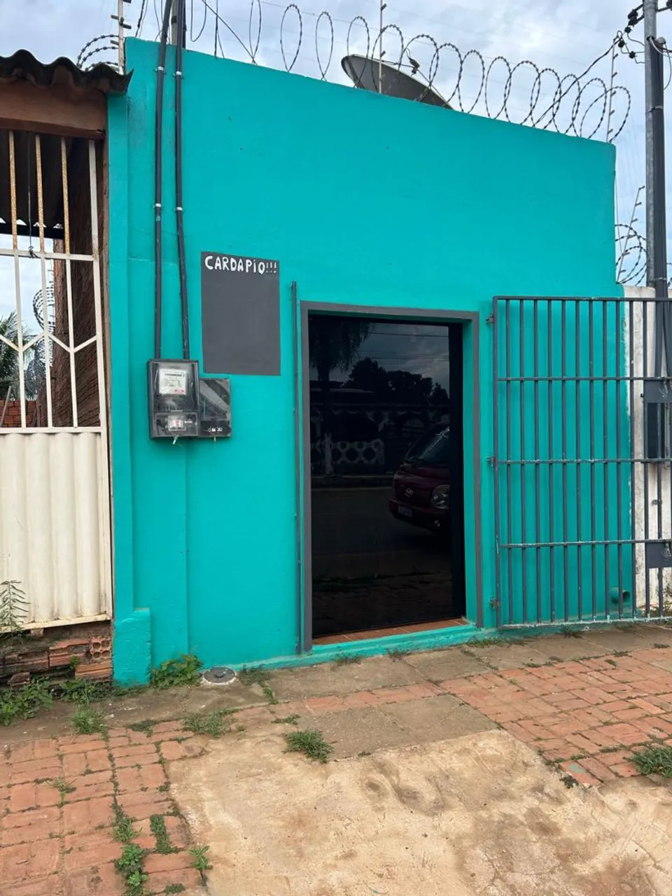 Alugo ponto comercial na Amadeo Barbosa 