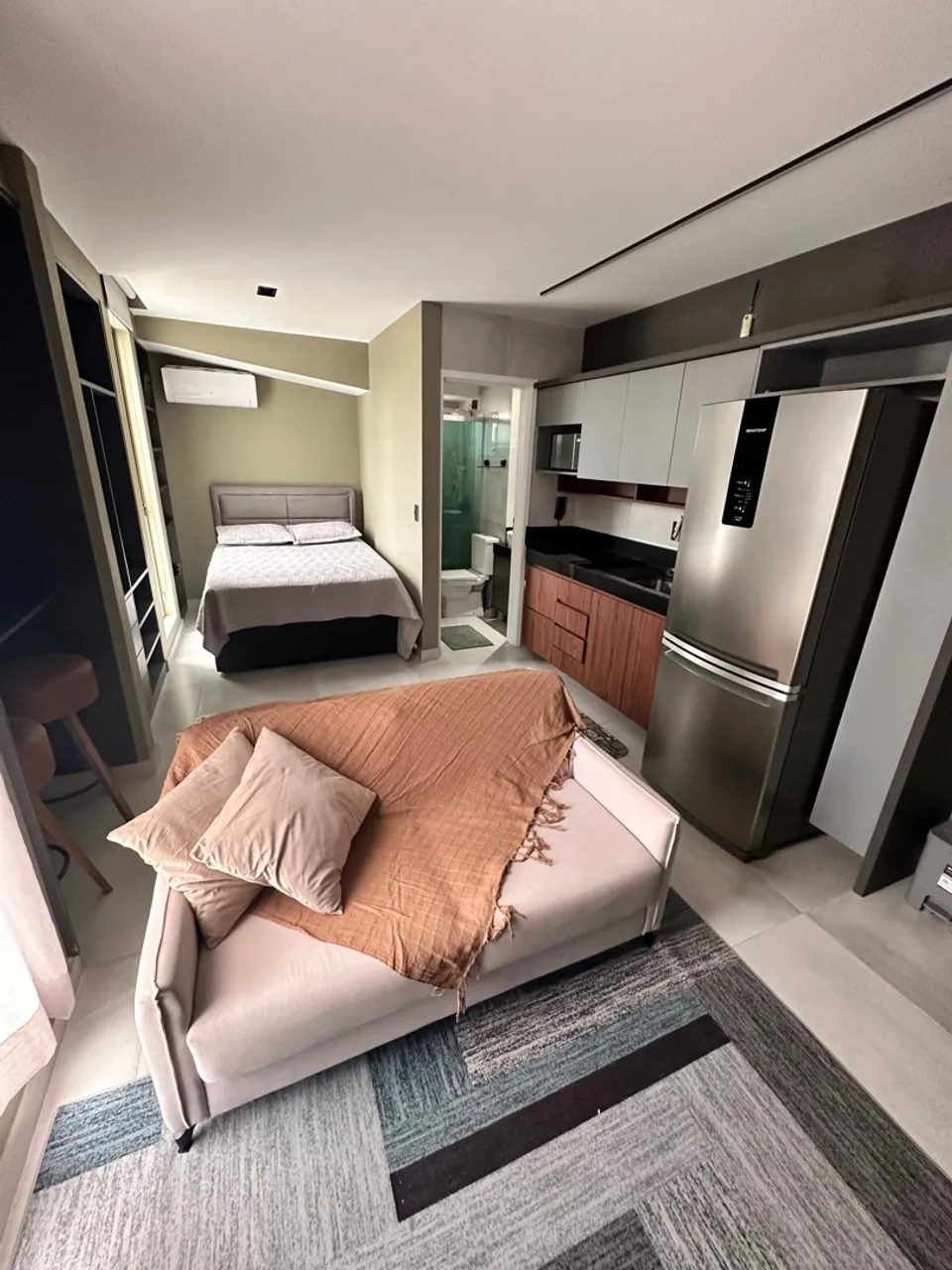 Studio Mobiliado e Equipado c/vaga e Lazer completo - Tambau - 29,5m2 