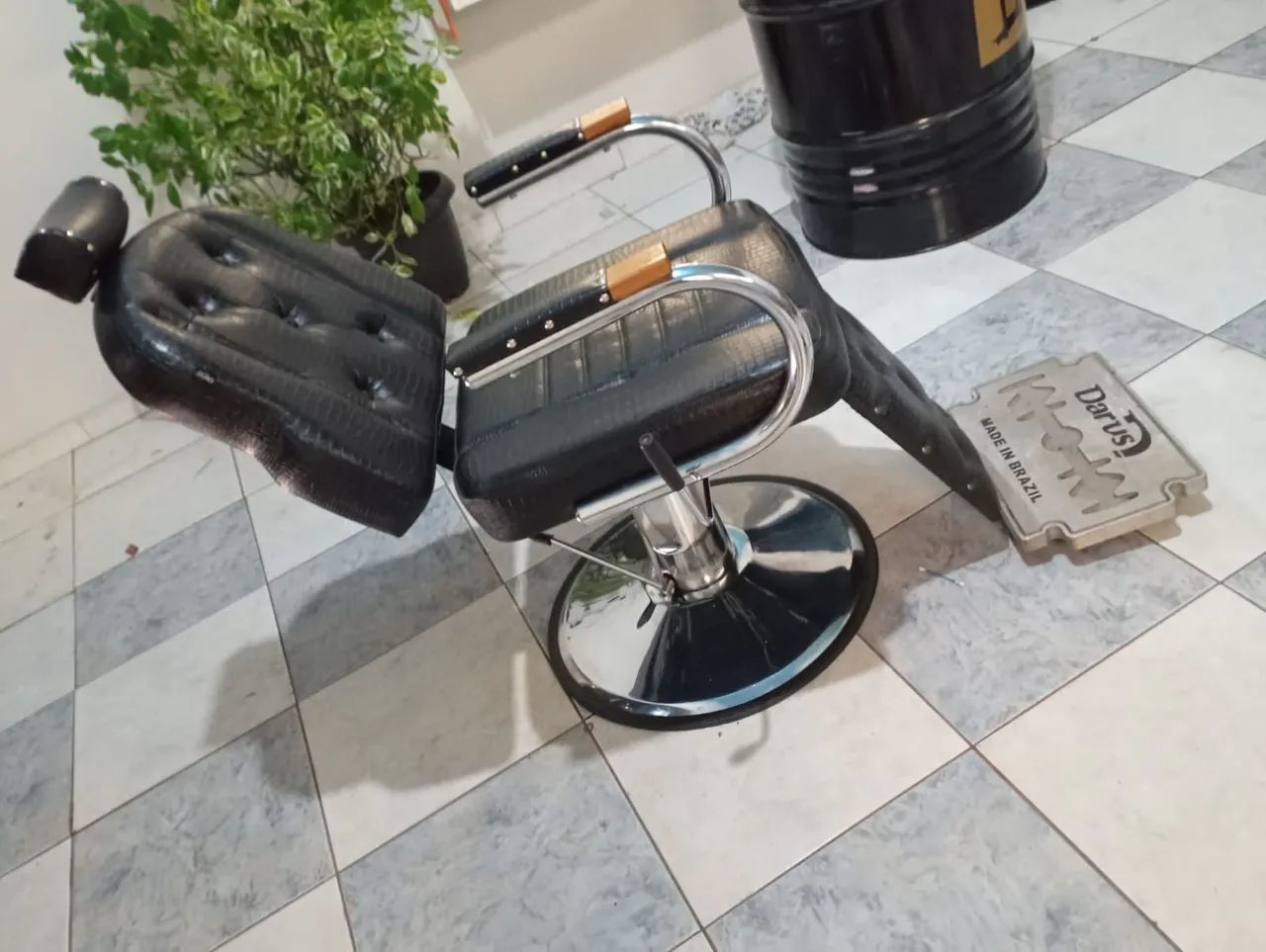 Cadeira de salão barbeiro - Foto 2