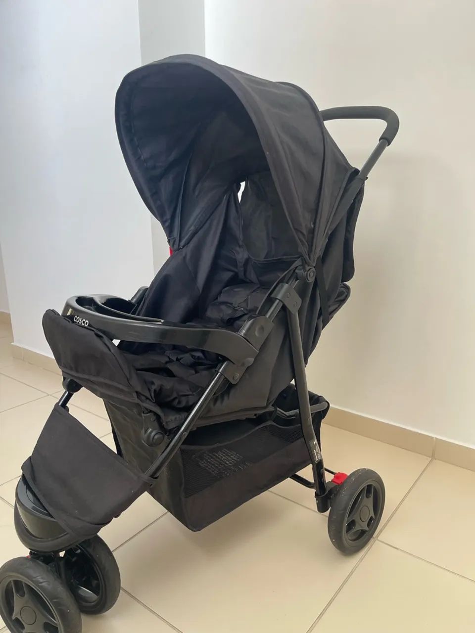 Carro de bebê e bebê conforto - Foto 4