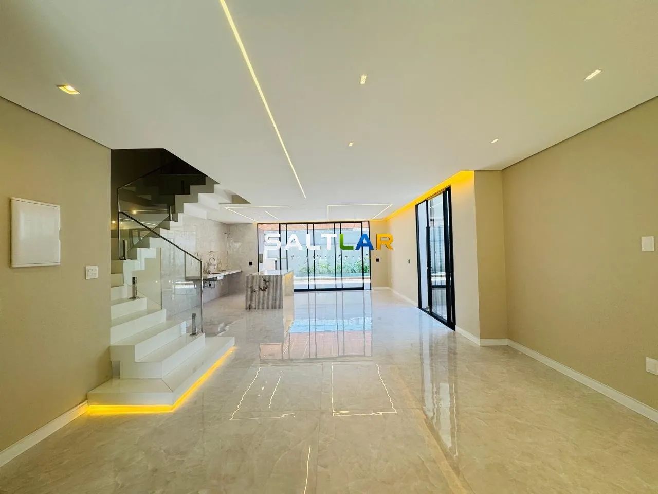 CASA DUPLEX COND. IGNEZ FIÚZA MARAPONGA - Foto 2