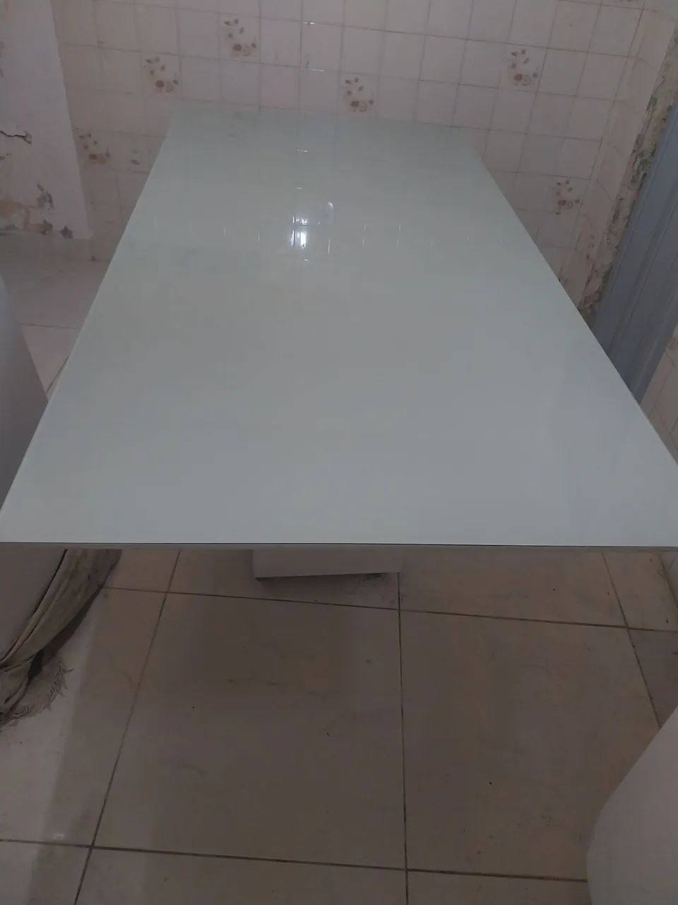MESA GRANDE COM VIDRO 2,00x1,00m