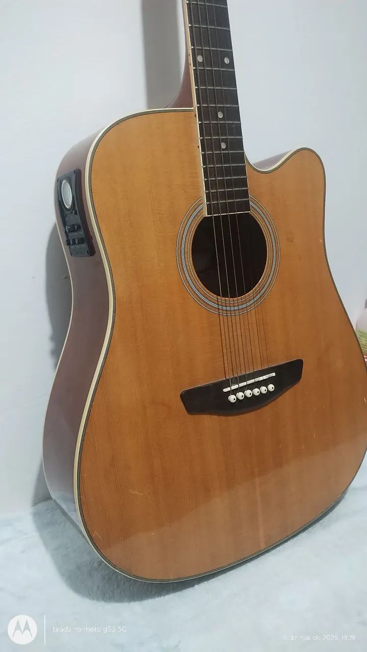 Violão usado