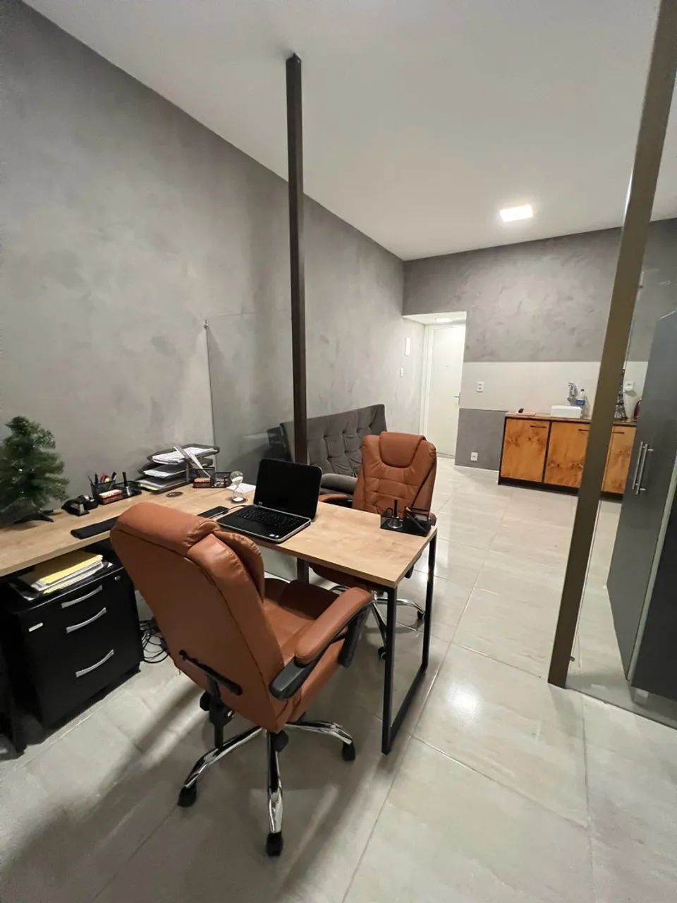 Sala 22m2 escriturada ed Sarks montada e decorada  - Foto 5