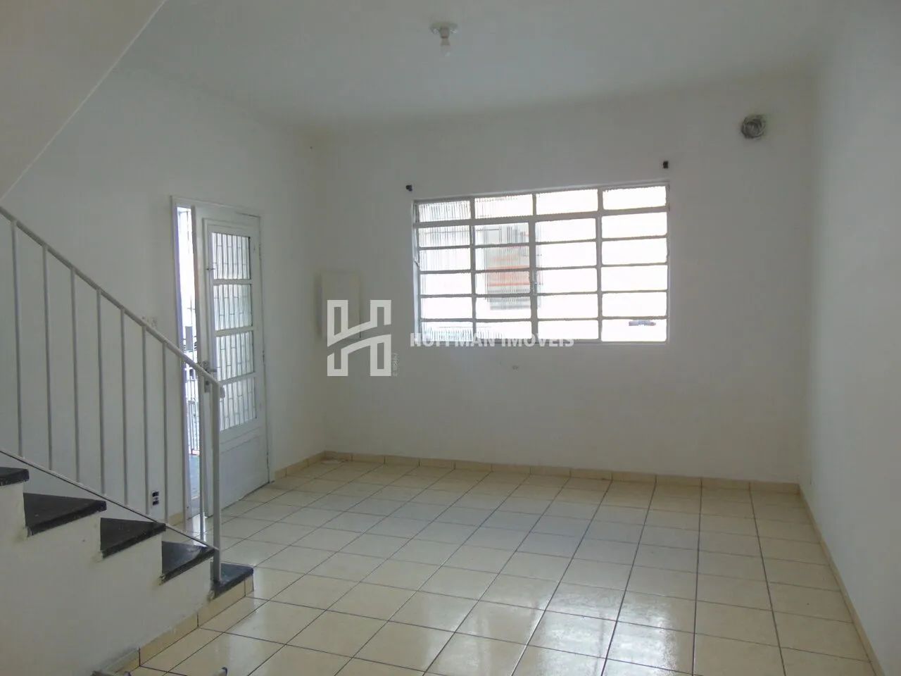Sobrado com 2 dormitórios à Venda, 99 m² - Santa Maria.
