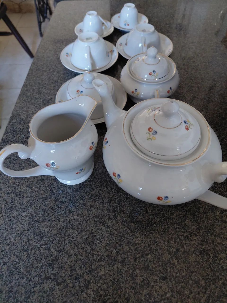 Conjunto de chá porcelana antigo  - Foto 2