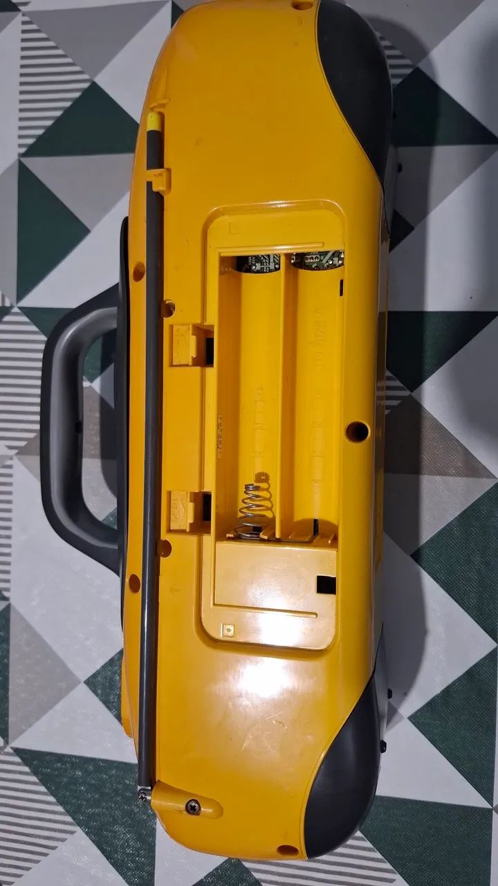 Rádio retro 200 reais funcionando  - Foto 3