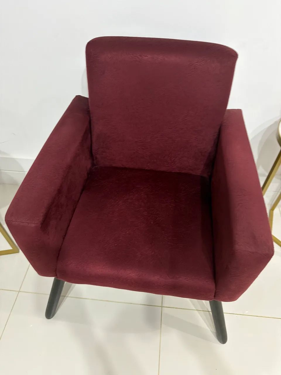Conjunto 2 poltronas charmosas! 