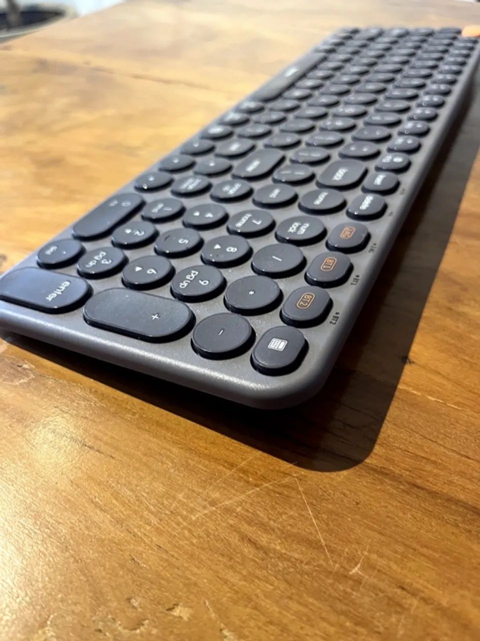 Teclado Baseus - K01B - impecável  - Foto 2