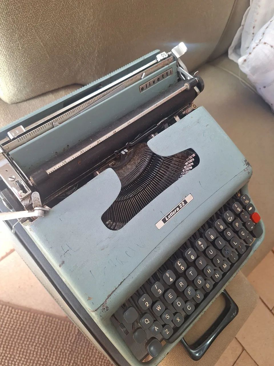 Máquina datilografia OLIVETTI LETTERA 22 - Foto 4