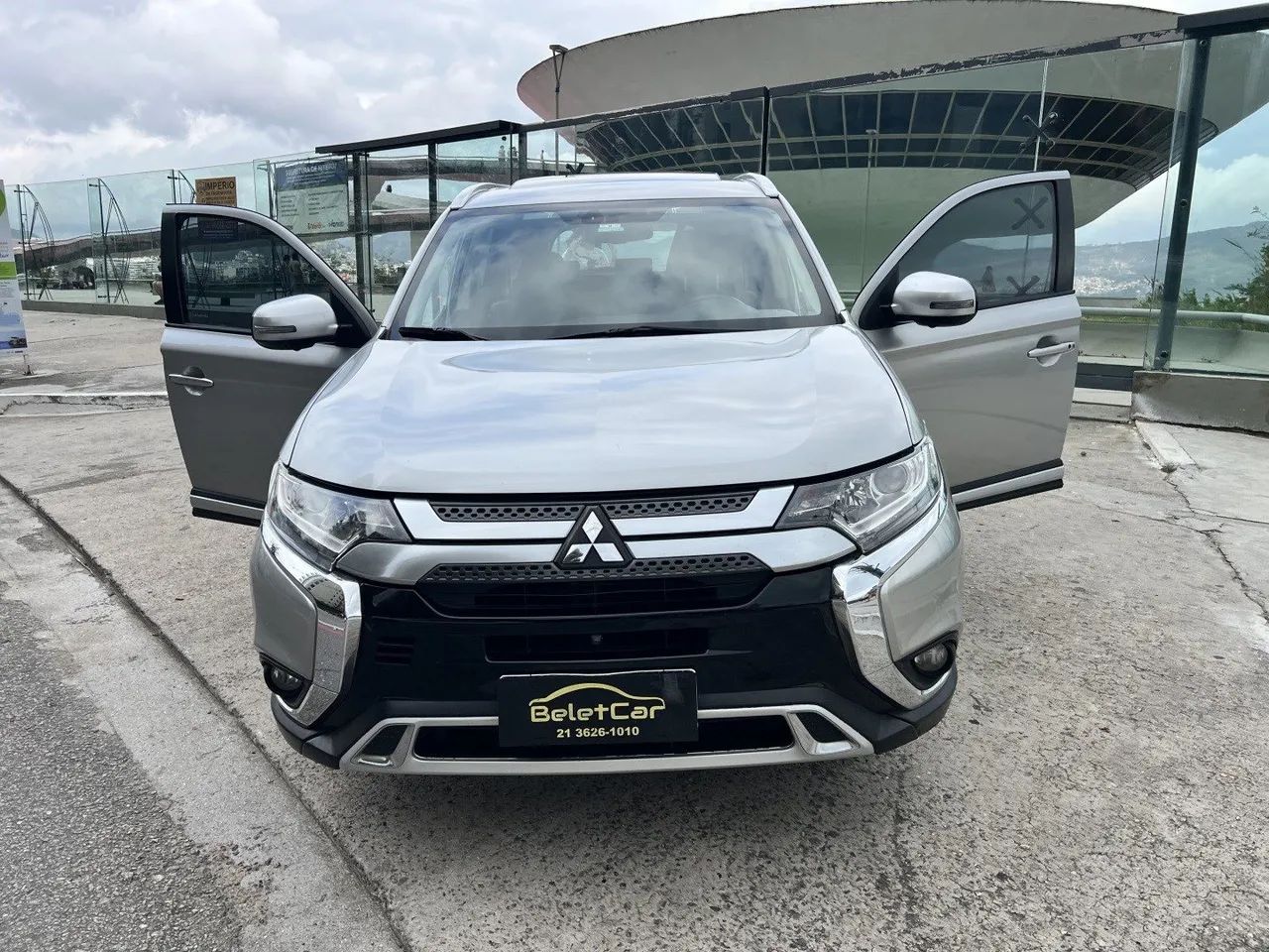 Mitsubishi Outlander OUTLANDER HPE 2.0 16V 5p Aut. 2019