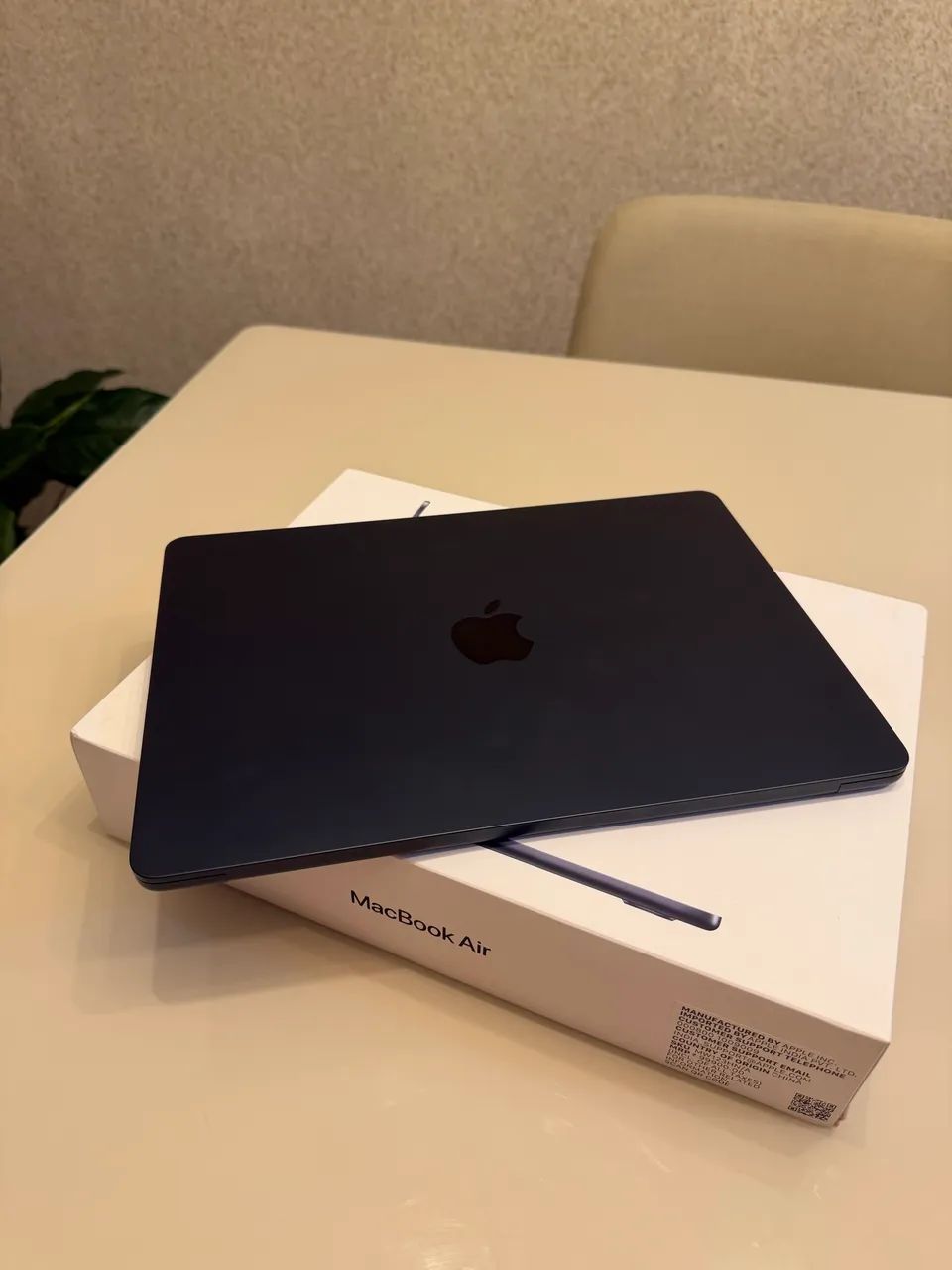 MACBOOK AIR M4 16GB DE RAM 256GB MIDNIGHT - 30 DIAS DE USO
