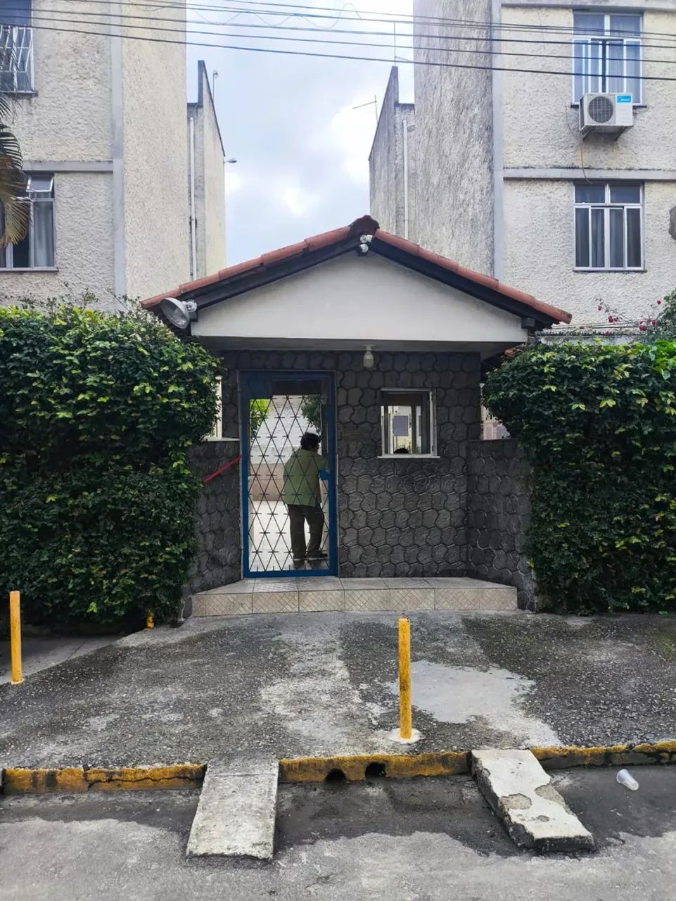 Ótimo apt com 2 quartos em Colubande - São Gonçalo - RJ