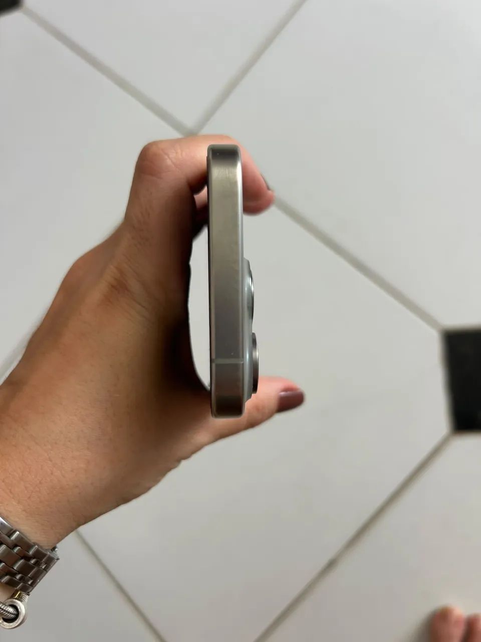 IPHONE 15 PRO  - Foto 3