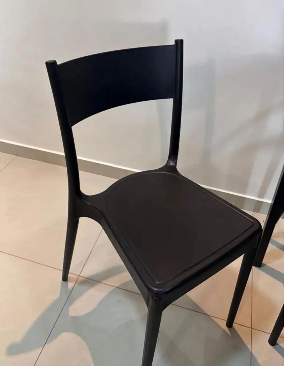 Vendo mesa de jantar + 4 cadeiras da Tokstok - Foto 3