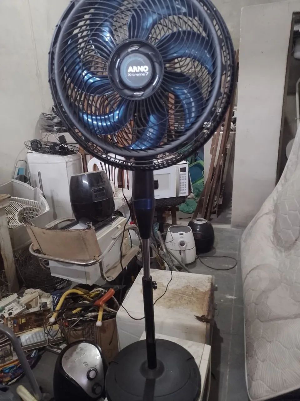 Ventilador Arno de pé novo c garantia 