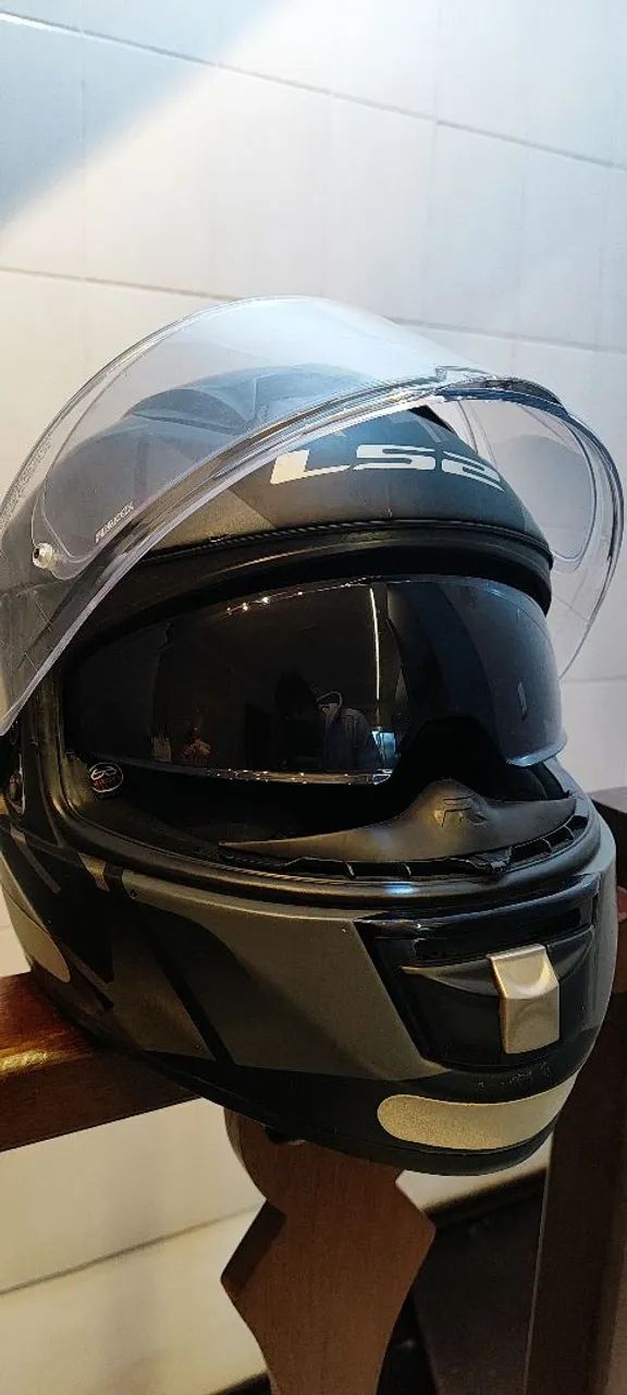 Capacete LS2 Vector EVO tri-composto 