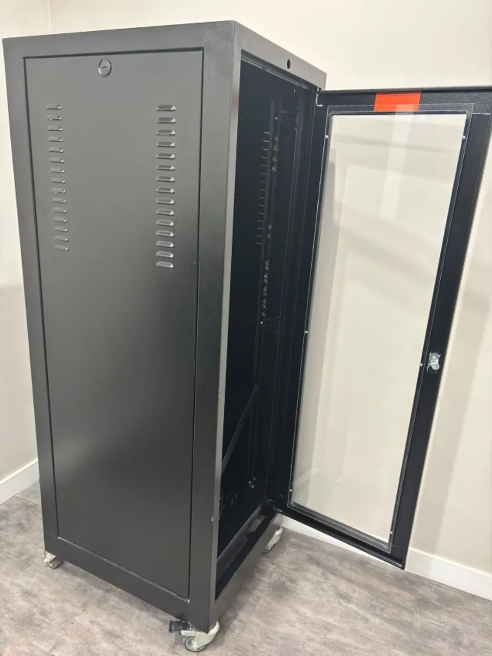 Rack de servidor fechado