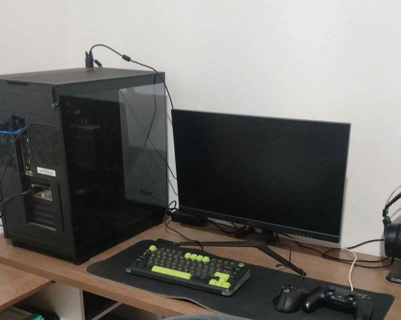 Monitor Pichau centauri 280Hz freeSync e GSync 