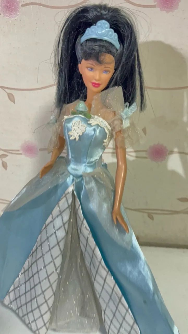 Barbie oriental 