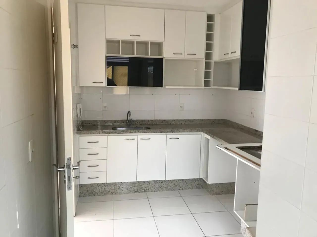 APARTAMENTO À VENDA NO EDIFÍCIO ATILANO - Foto 4
