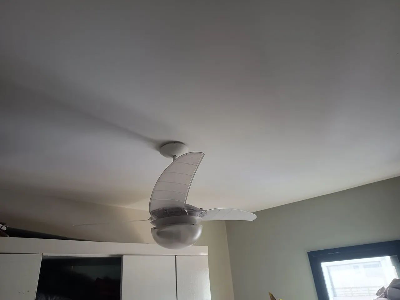 Ventilador de teto com lâmpada - alta qualidade e silencioso - Foto 3