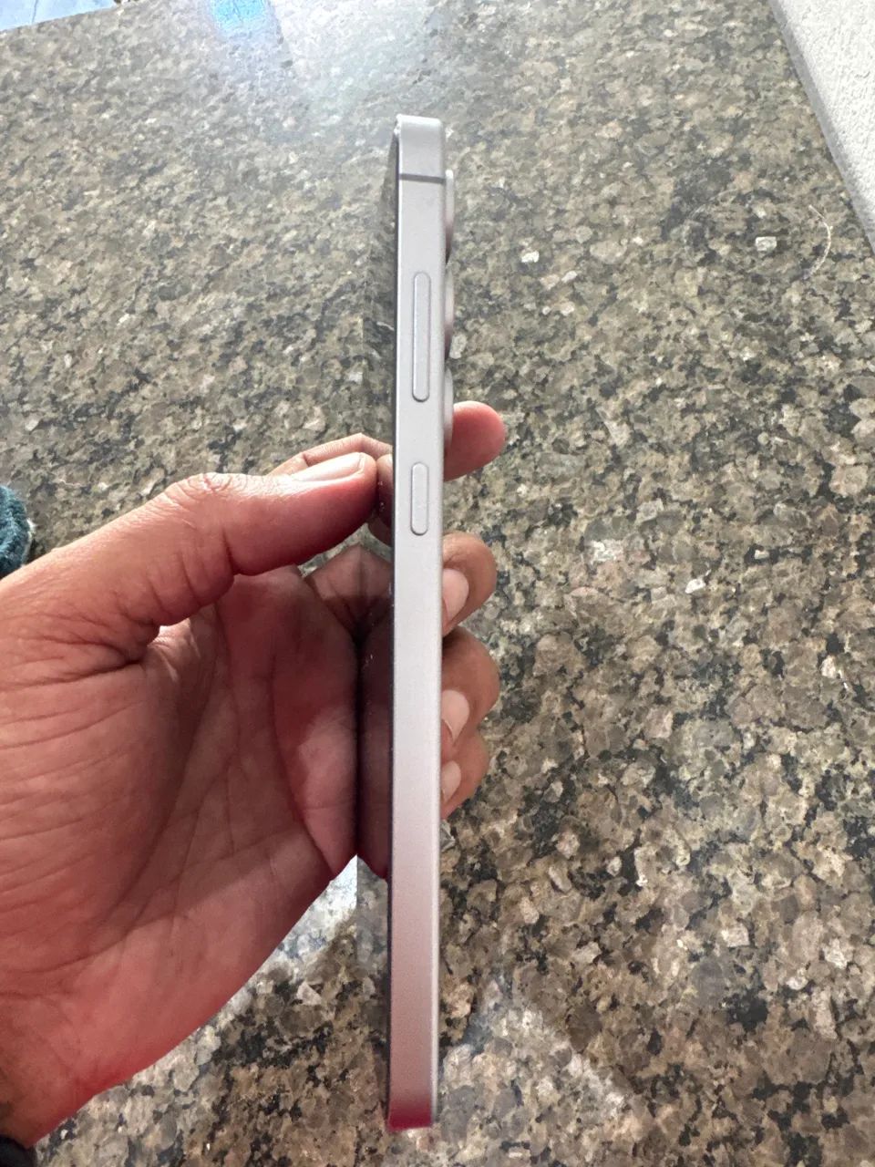 Vendo celular s25fe Samsung 256 de memória 8 de ram  - Foto 3