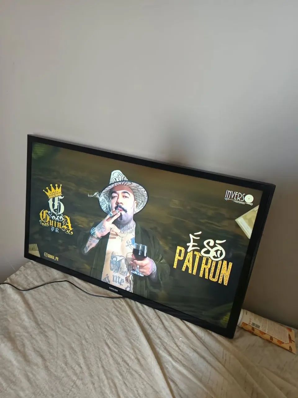Vendo televisão 32 smartv 