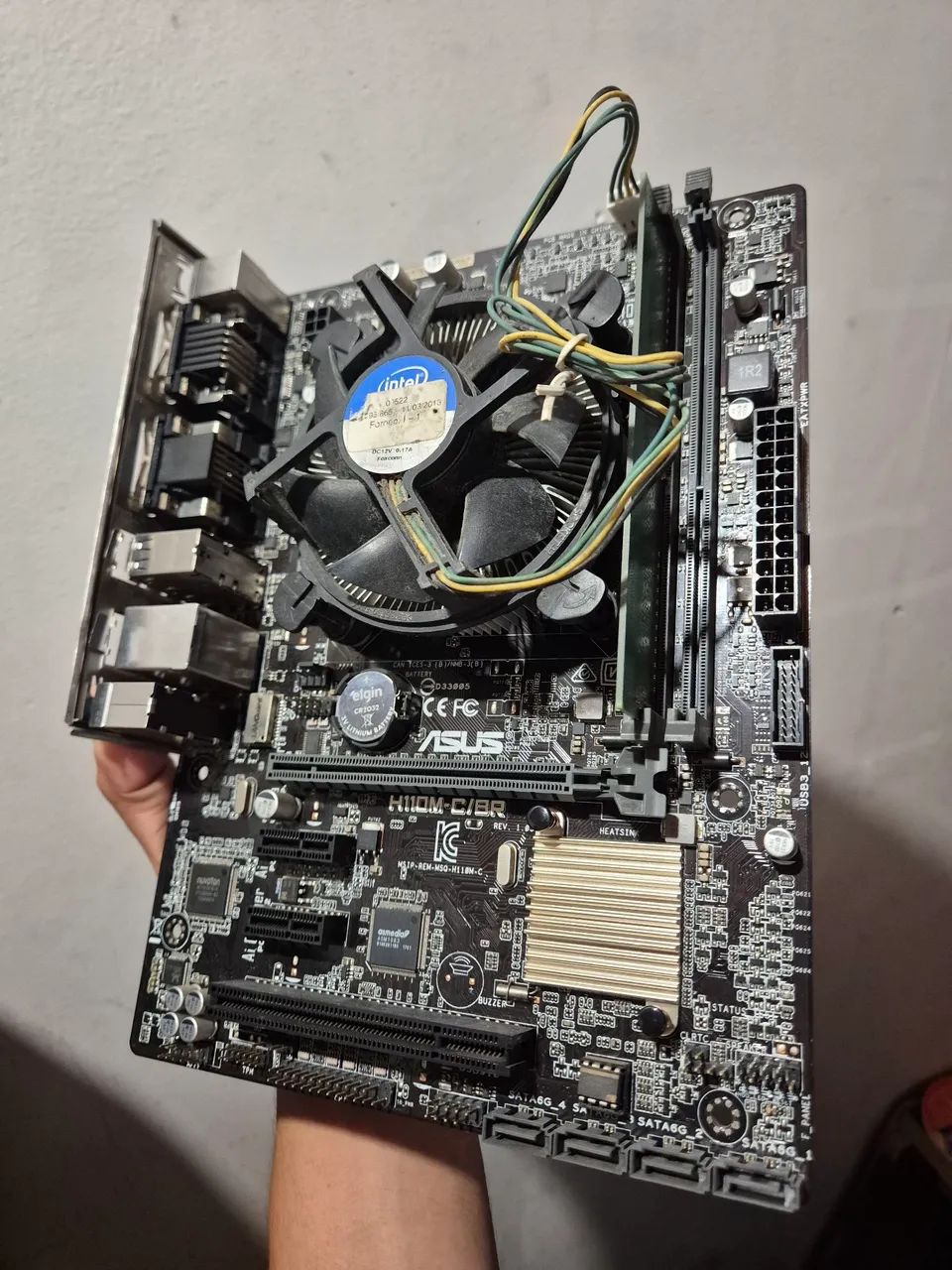 Kit pc i3 H110m + 4gb Ddr4