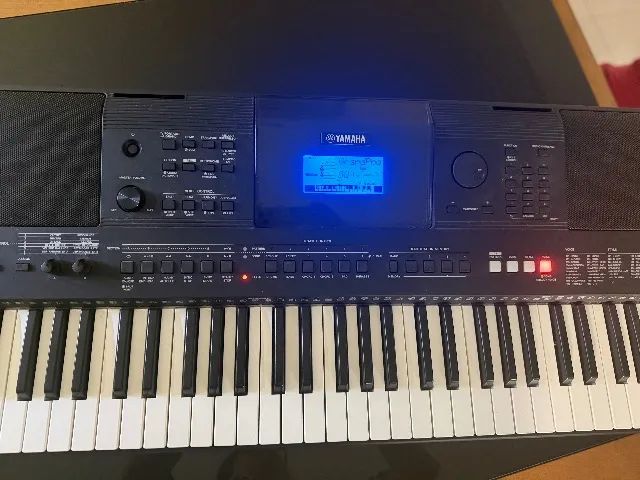 Teclado Yamaha PSR E453 - Foto 2