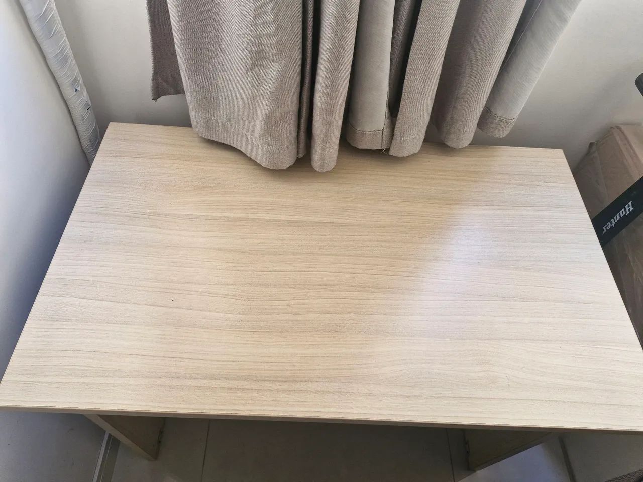 Mesa de estudos e trabalho - Foto 2