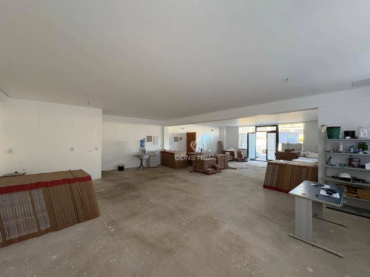 SALA COMERCIAL PARA LOCAÇÃO NA AVENIDA ÂNGELO SIMÕES EM CAMPINAS/SP