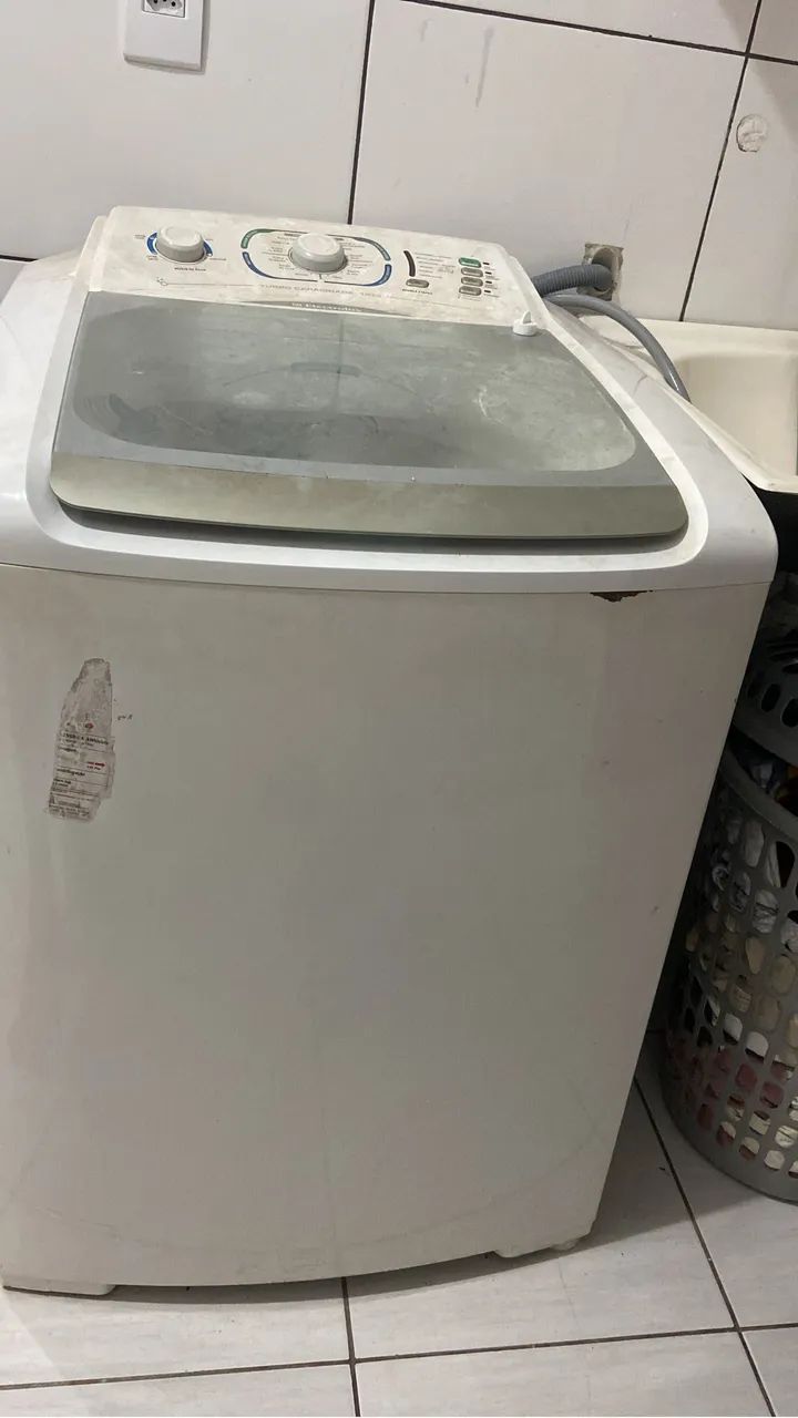Máquina Eletrolux 15 kg usada  - Foto 2