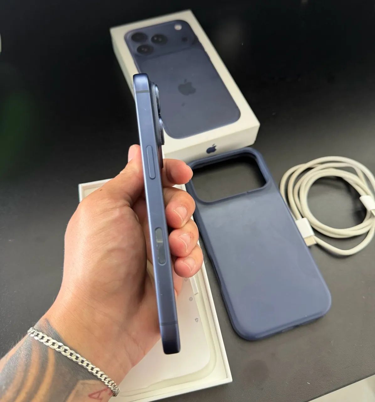 IPHONE 17 pro 256gb azul  - Foto 5