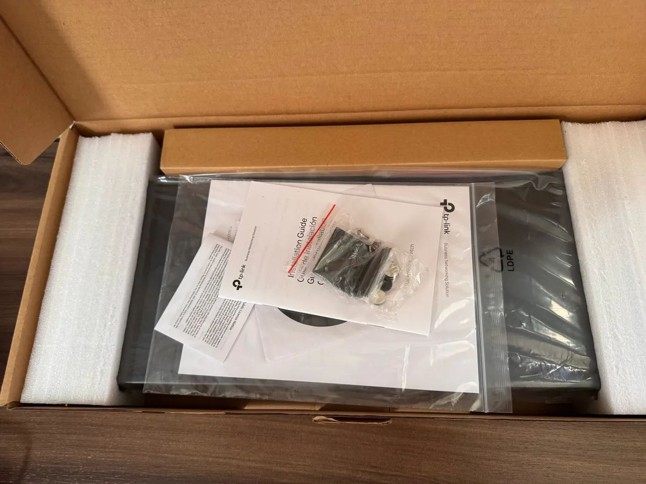 Switch 24 portas TP-Link T1600G L2 - Foto 2