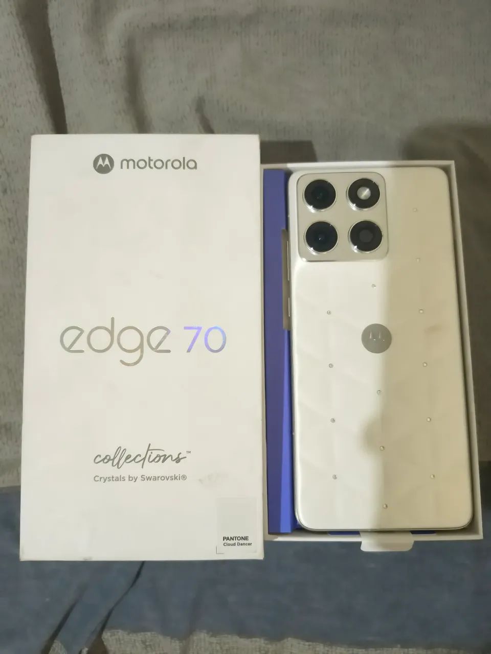 Motorola Edge 70 crystals by swarovski