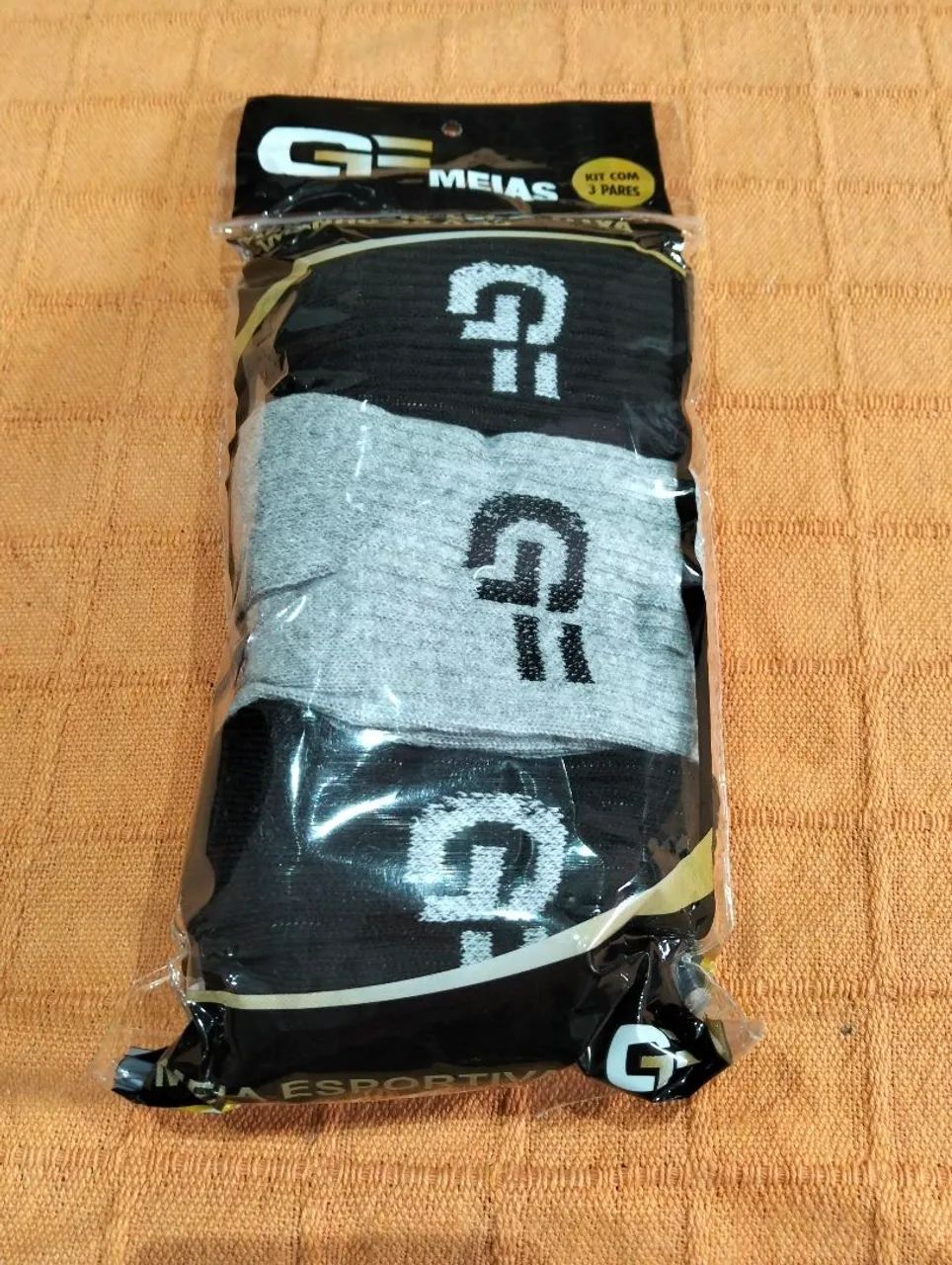 Kit com 3 meias femininas e masculinas  - Foto 2