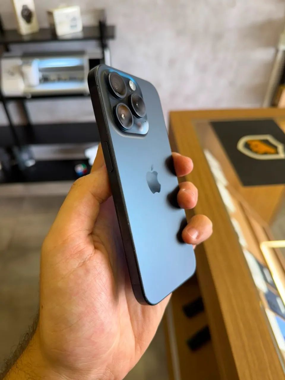 iPhone 15 pro 256gb Original (Anápolis) - Foto 2