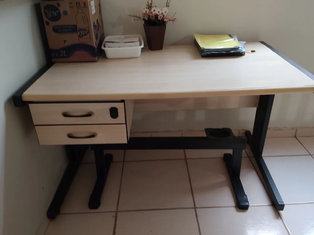 Mesa de escritório 