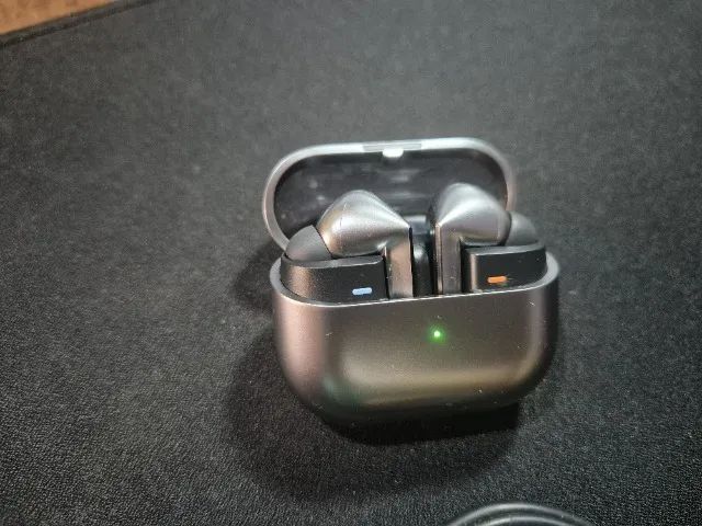 Samsung Galaxy Buds3 Pro Cinza - Foto 2