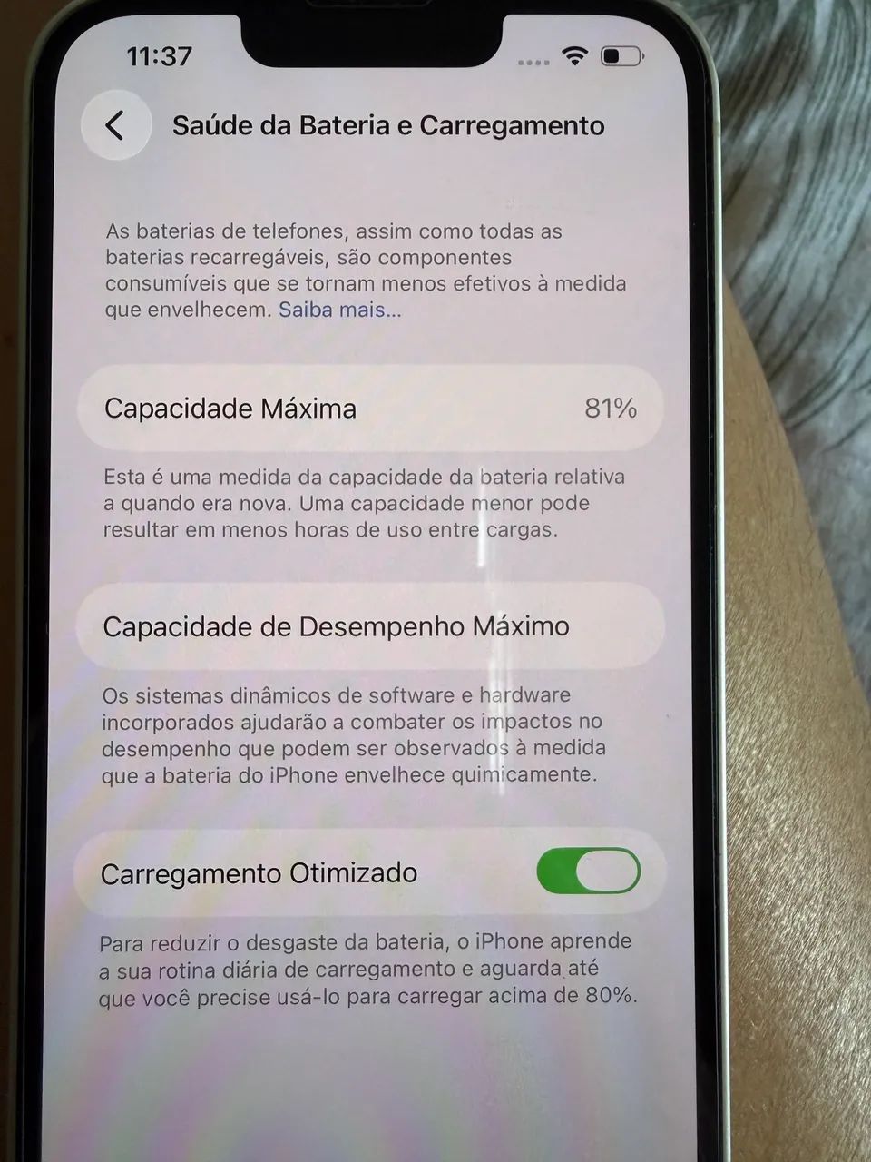 iPhone 13 com cabo e fone original  - Foto 4