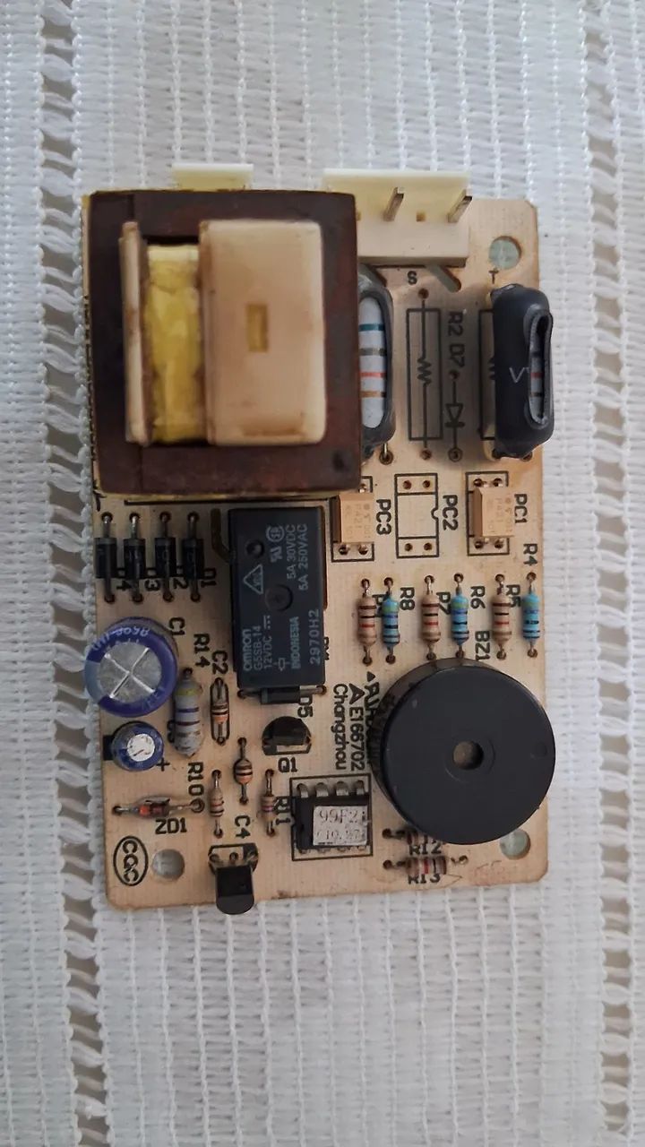 Placa Condensadora LG modelo EAX 30505602 usada