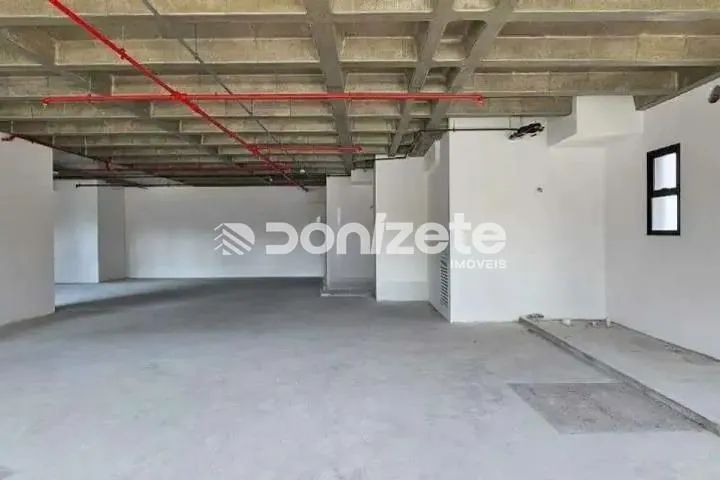 Andar Corporativo à Venda no Jardim, Santo André  132,60 m², Frente, 3 Vagas